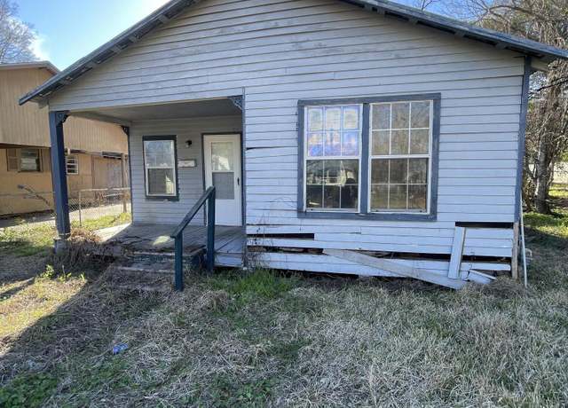 Property at 129 Longfellow St, St. Martinville, LA 70582, 2 beds, 1 bath