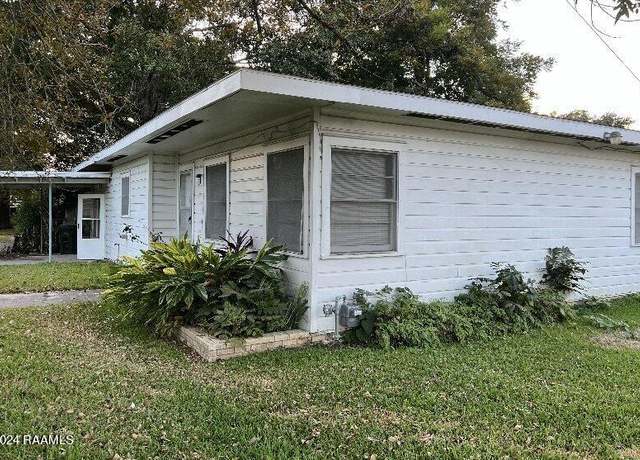 Property at 1000 Bank Ave, New Iberia, LA 70560, 3 beds, 1 bath