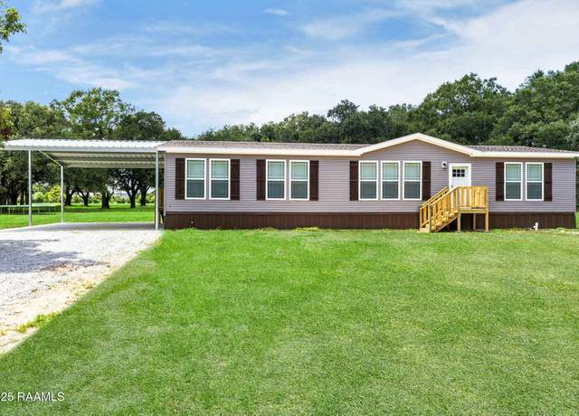 Property at 317 Facile Rd, Scott, LA 70583, 3 beds, 2 baths