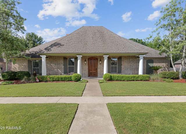 Property at 106 Arapahoe Dr, Lafayette, LA 70503, 3 beds, 2 baths