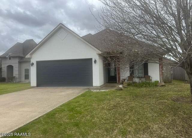 Property at 114 Sandhill Crane Dr, Lafayette, LA 70508, 3 beds, 2 baths
