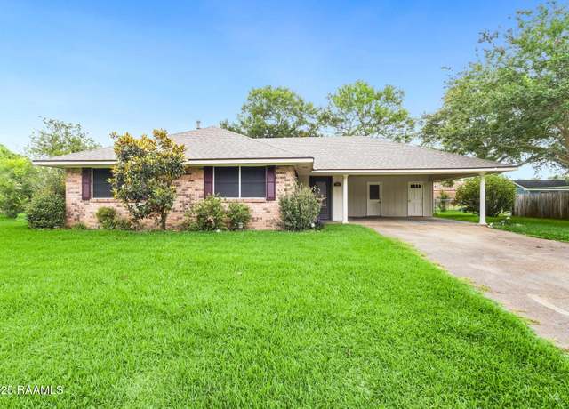 Property at 202 Vancouver Dr, Lafayette, LA 70507, 3 beds, 2 baths