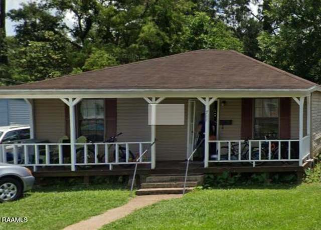 Property at 711 Davis St, Jennings, LA 70546, 3 beds, 1 bath