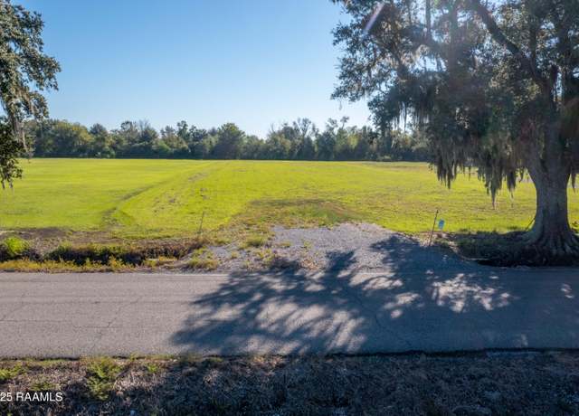 Property at 903 Crochet Rd, New Iberia, LA 70563