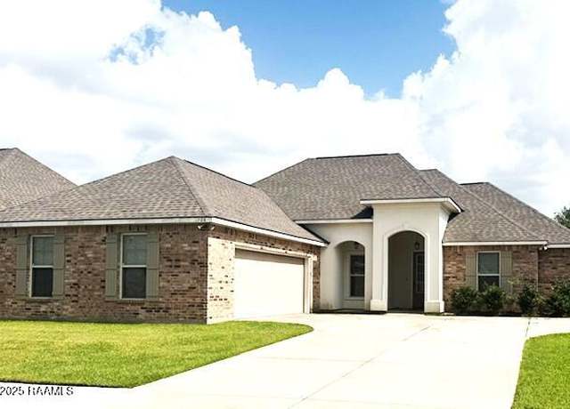 Property at 106 Grandmark St, Lafayette, LA 70506, 4 beds, 3 baths