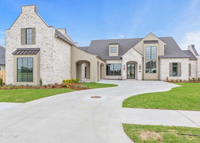Property at 619 Gunter Grass Ct, Lafayette, LA 70508, 5 beds, 4 baths