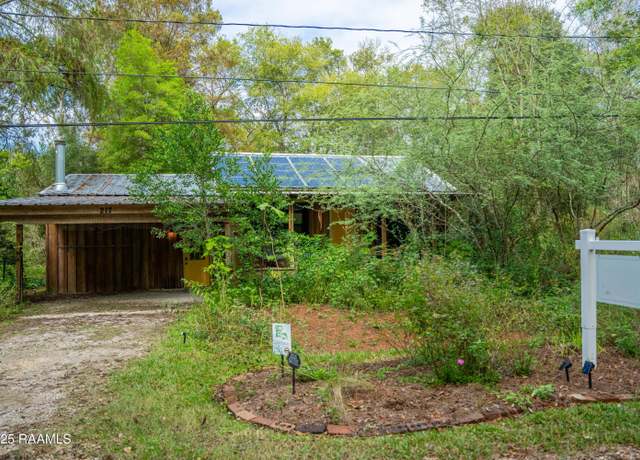 Property at 217 Saint Fidelis St, Carencro, LA 70520, 3 beds, 2 baths