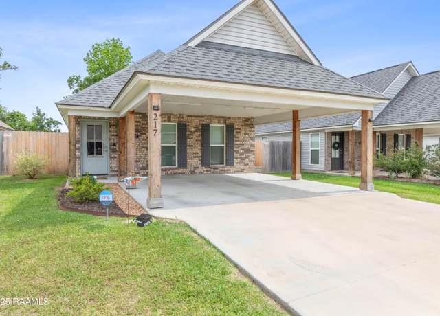 Property at 217 Harvest Ln, Abbeville, LA 70510, 3 beds, 2 baths