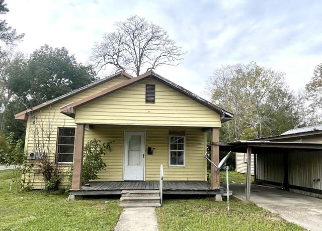Property at 314 Live Oak St, Rayne, LA 70578, 2 beds, 1 bath