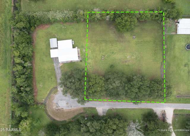 Property at 144 Pic Dr, Scott, LA 70583