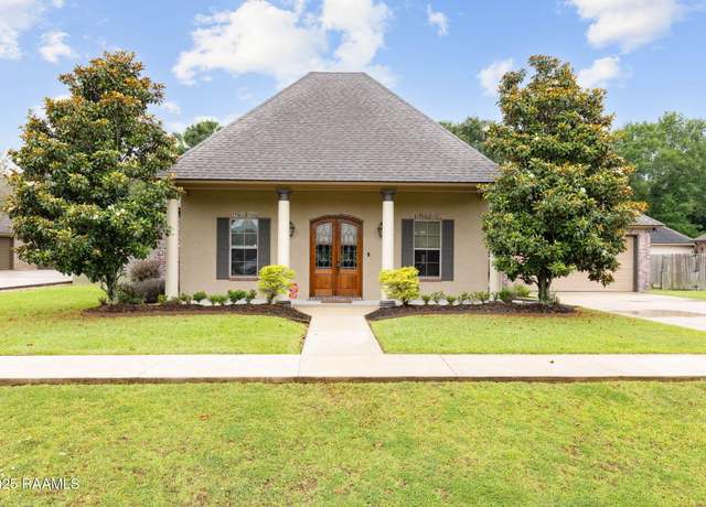 Property at 104 Arapahoe Dr, Lafayette, LA 70503, 4 beds, 3 baths