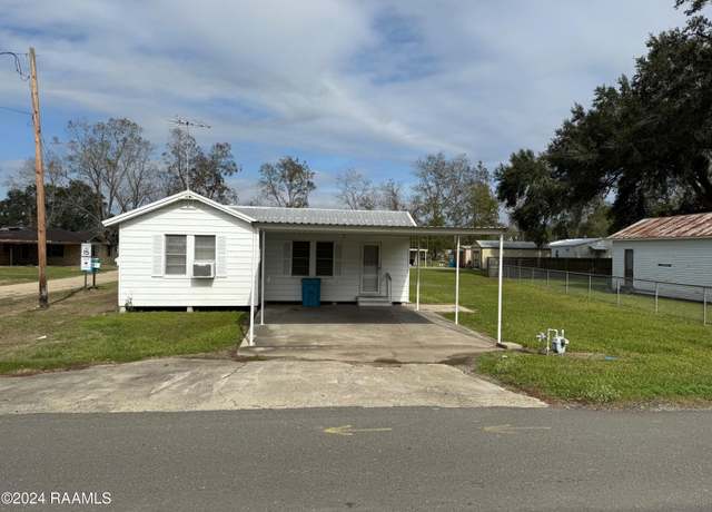 Property at 1037 Patin Berard Rd, Breaux Bridge, LA 70517, 2 beds, 1 bath