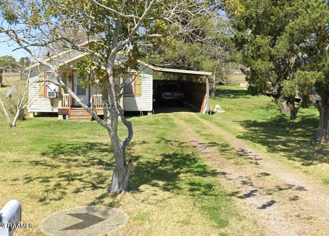 Property at 1701 Hollier Rd, Breaux Bridge, LA 70517, 2 beds, 1 bath
