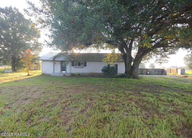Property at 9119 Coulee Kinney Rd, Abbeville, LA 70510, 3 beds, 2 baths