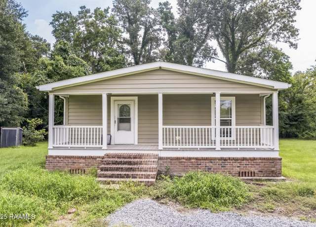 Property at 18242 Muddy Creek Rd, Prairieville, LA 70769, 2 beds, 1.5 baths