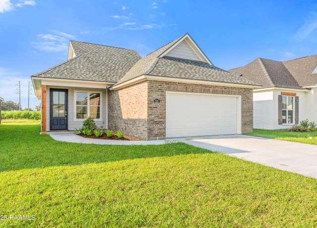 Property at 305 Bennington Ln, Youngsville, LA 70592, 3 beds, 2 baths