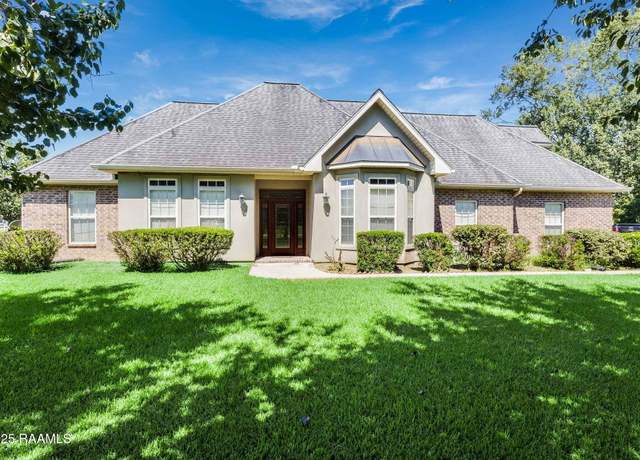 Property at 285 Tecumseh Loop, Opelousas, LA 70570, 4 beds, 2 baths