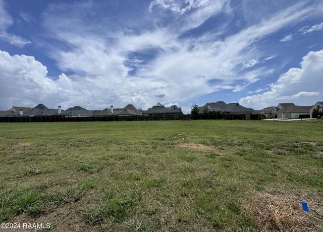 Property at 403 Sunset Palm Ct, Youngsville, LA 70592