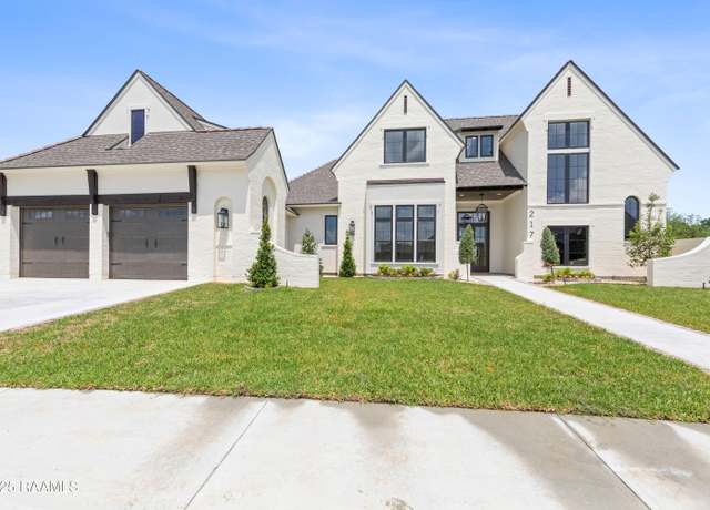 Property at 217 Ivy Cottage Dr, Youngsville, LA 70592, 4 beds, 4.5 baths