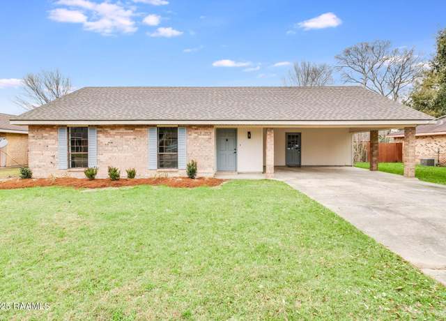 Property at 108 Berrybrook Ave, Broussard, LA 70518, 3 beds, 2 baths