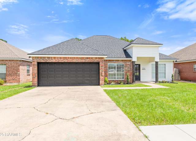 Property at 221 Buick St, Lafayette, LA 70501, 3 beds, 2 baths