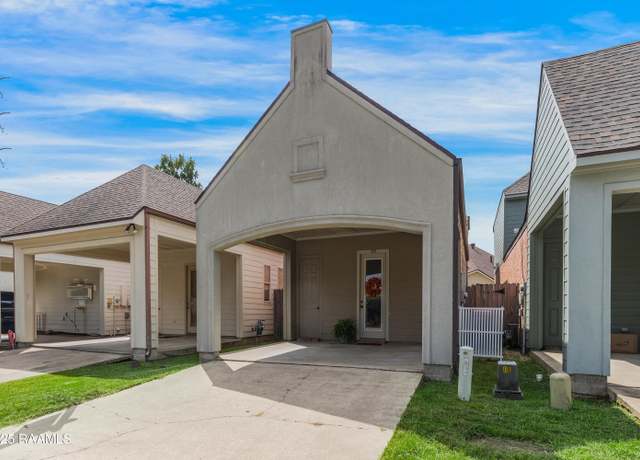 Property at 109 Flamingo Row, Lafayette, LA 70508, 3 beds, 2.5 baths