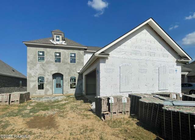 Property at 205 Sweet Harvest Rd, Youngsville, LA 70592, 5 beds, 4 baths