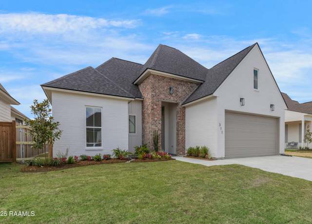 Property at 311 Queenstown Ave, Youngsville, LA 70592, 4 beds, 2 baths