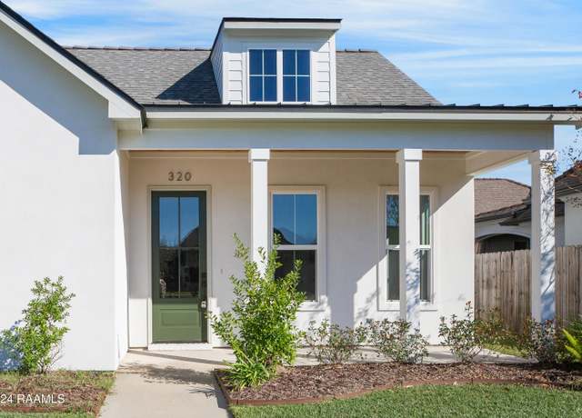 Property at 320 Dunvegan Ct, Lafayette, LA 70503, 3 beds, 2 baths