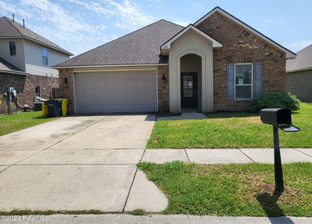 Property at 103 Marshfield Dr, Lafayette, LA 70507, 3 beds, 2 baths