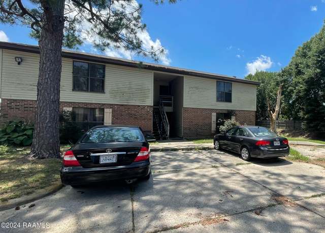 Property at 215 Lodge Dr, Lafayette, LA 70506, 2 beds, 1 bath