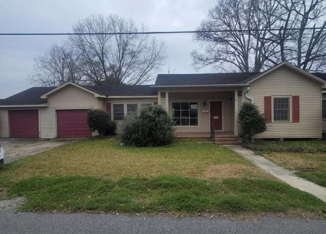 Property at 809 Loraine St, Abbeville, LA 70510, 3 beds, 2 baths