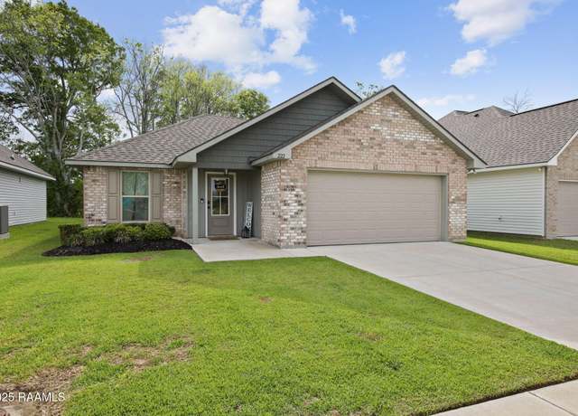 Property at 222 Cainwood Ct, Carencro, LA 70520, 3 beds, 2 baths