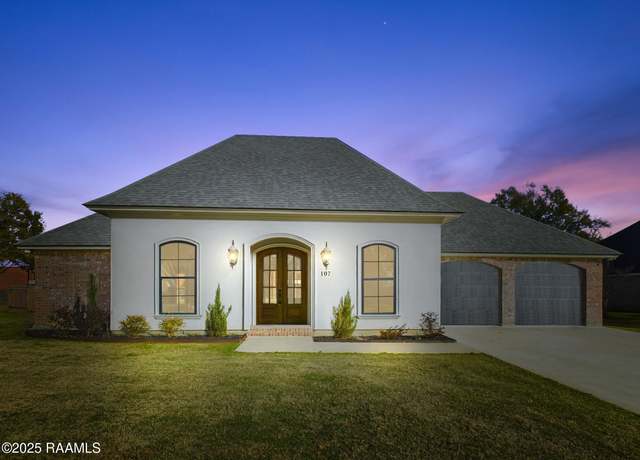 Property at 107 Indigo Dr, Lafayette, LA 70507, 4 beds, 2 baths