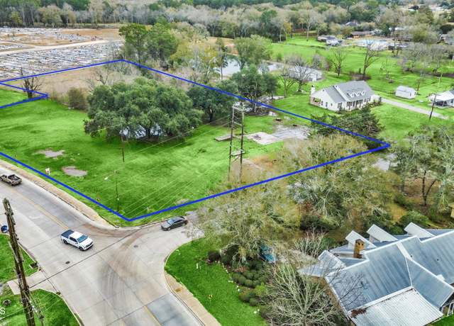 Property at 903 Evangeline Hwy, Jennings, LA 70546