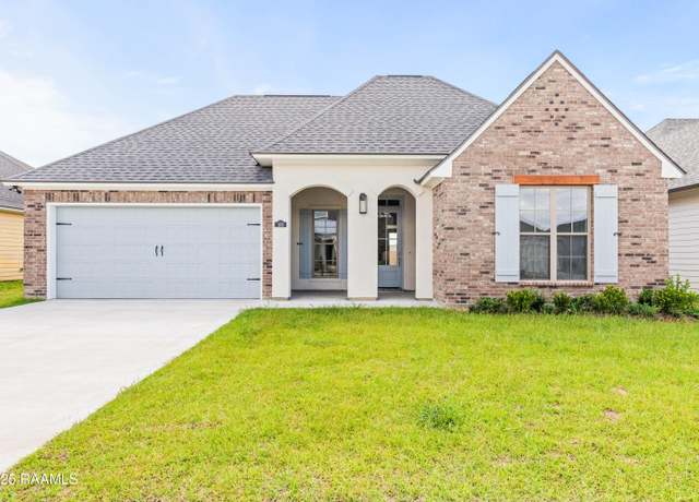 Property at 108 Fillmore Way, Lafayette, LA 70506, 4 beds, 2 baths