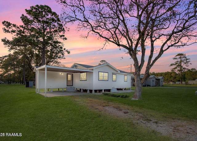 Property at 2033 Old Evangeline Hwy, Evangeline, LA 70537, 3 beds, 2 baths