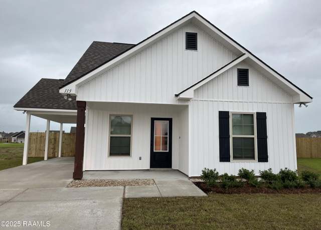 Property at 115 Rosenstiel Ct, Lafayette, LA 70507, 3 beds, 2 baths