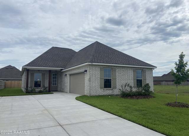 Property at 106 Eagleston St, Youngsville, LA 70592, 4 beds, 2.5 baths