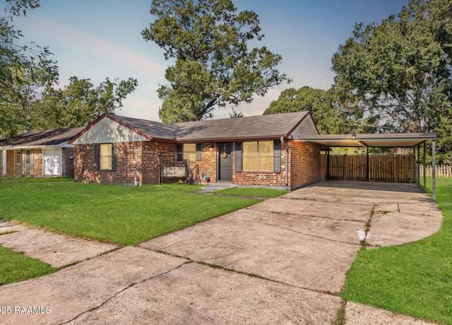 Property at 405 Thompson Loop, Lafayette, LA 70506, 2 beds, 1 bath