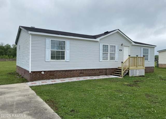 Property at 1018 Troy Rd, New Iberia, LA 70563, 4 beds, 2 baths
