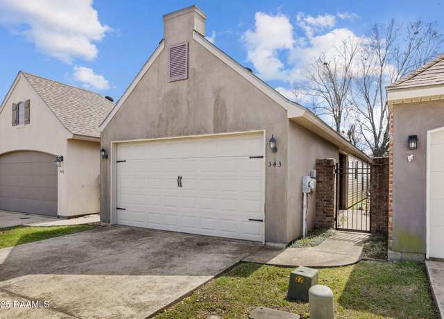 Property at 343 Chimney Rock Blvd, Lafayette, LA 70508, 3 beds, 2 baths