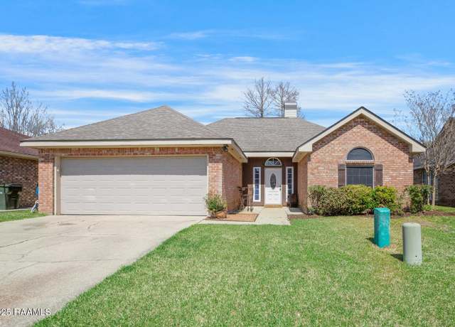 Property at 128 Silver Medal Dr, Lafayette, LA 70506, 3 beds, 2 baths