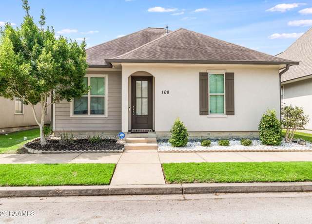 Property at 108 Laurel Grove Blvd, Youngsville, LA 70592, 3 beds, 2 baths