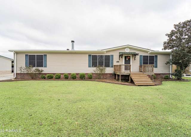 Property at 1062 Vieux Jacquet Rd, Broussard, LA 70518, 3 beds, 2 baths