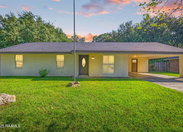 Property at 113 Driftwood Dr, Lafayette, LA 70503, 3 beds, 2 baths
