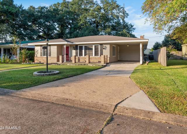 Property at 607 Saint Camille St, Lafayette, LA 70506, 3 beds, 2 baths