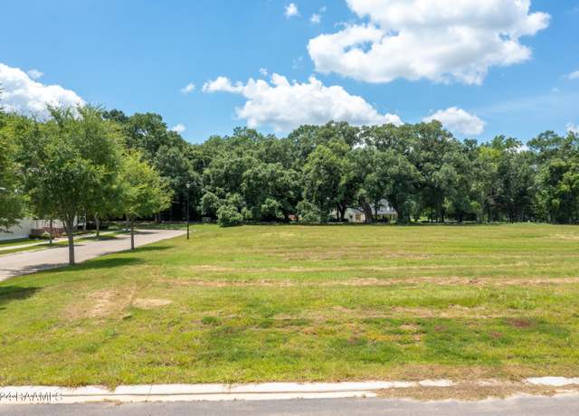 Property at 101 Newtown Dr, Lafayette, LA 70508