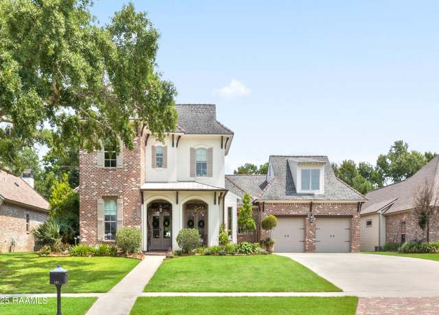 Property at 131 Grandview Terrace Dr, Youngsville, LA 70592, 5 beds, 4.5 baths