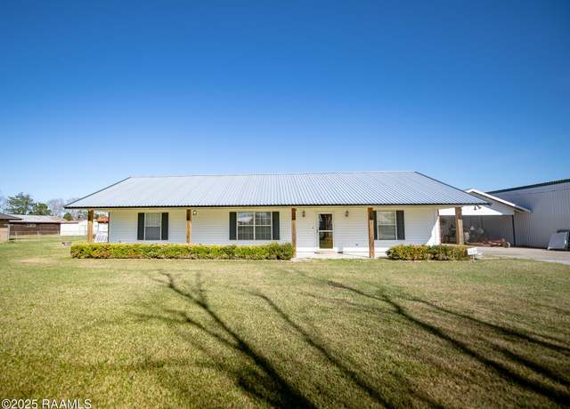 Property at 2150 La-749, Opelousas, LA 70570, 3 beds, 2 baths